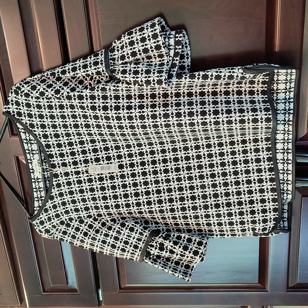 NWT Max Studio Top, L